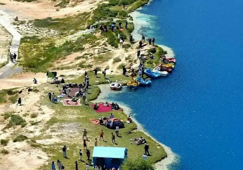 Band Amir